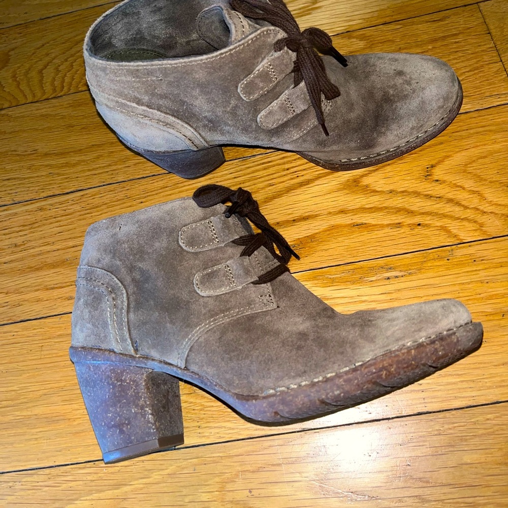 Clarks booties - Picture 4 of 6